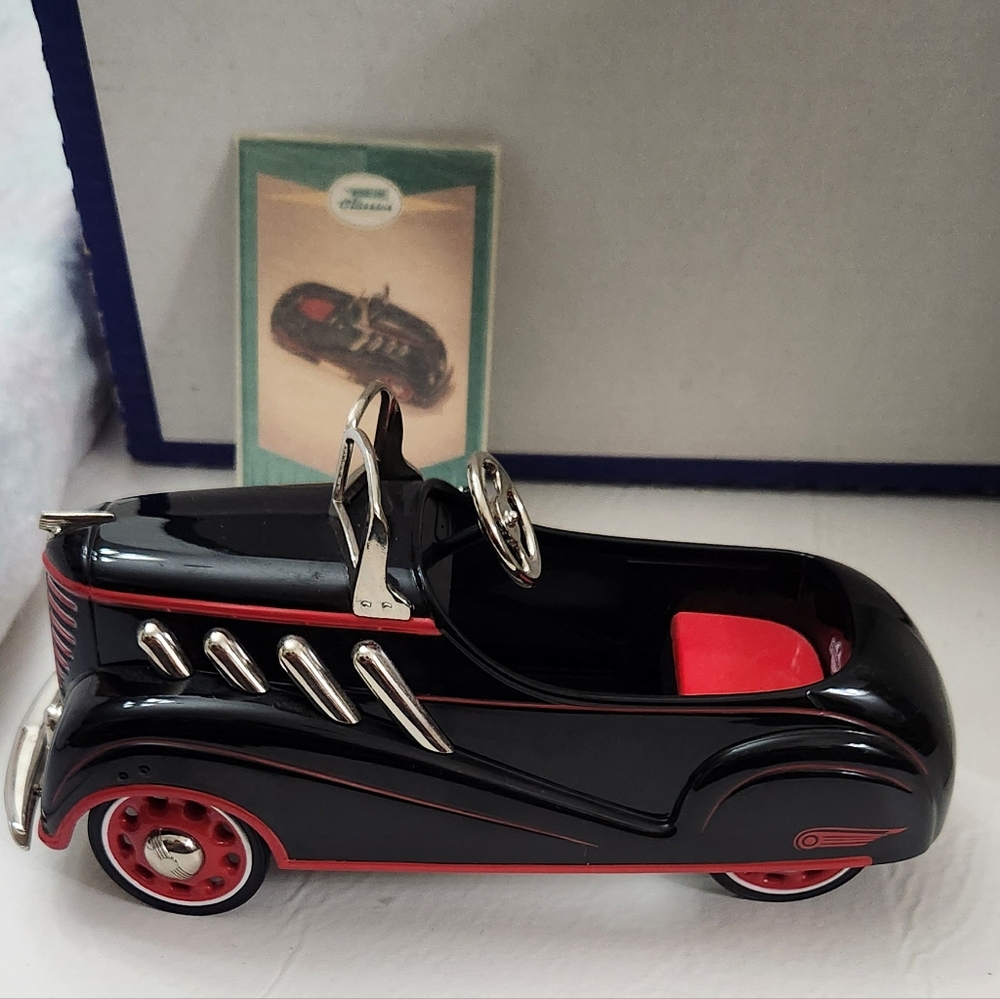 Hallmark Kiddie Car Classics 1937 Steelcraft Auburn
